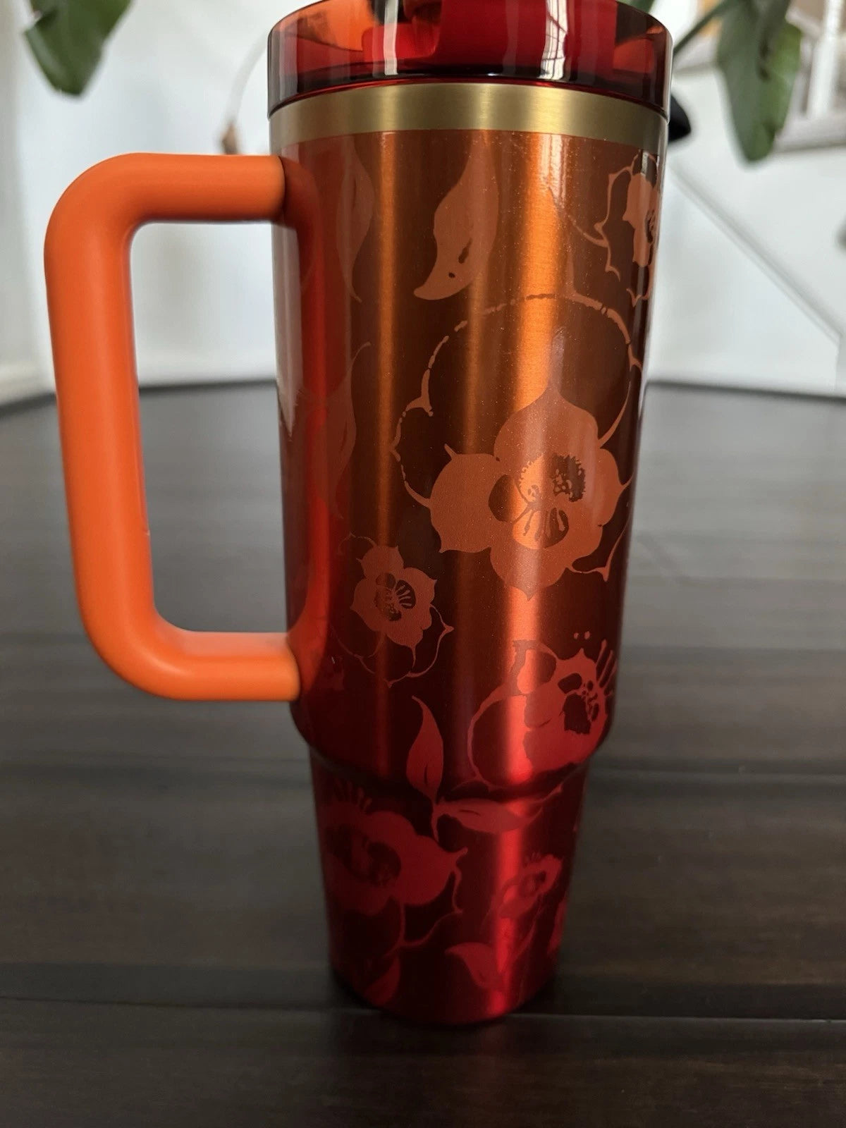 The Stanley 1913 x Karol G 30oz H2.0 Flowstate Quencher Tumbler NEW IN HAND